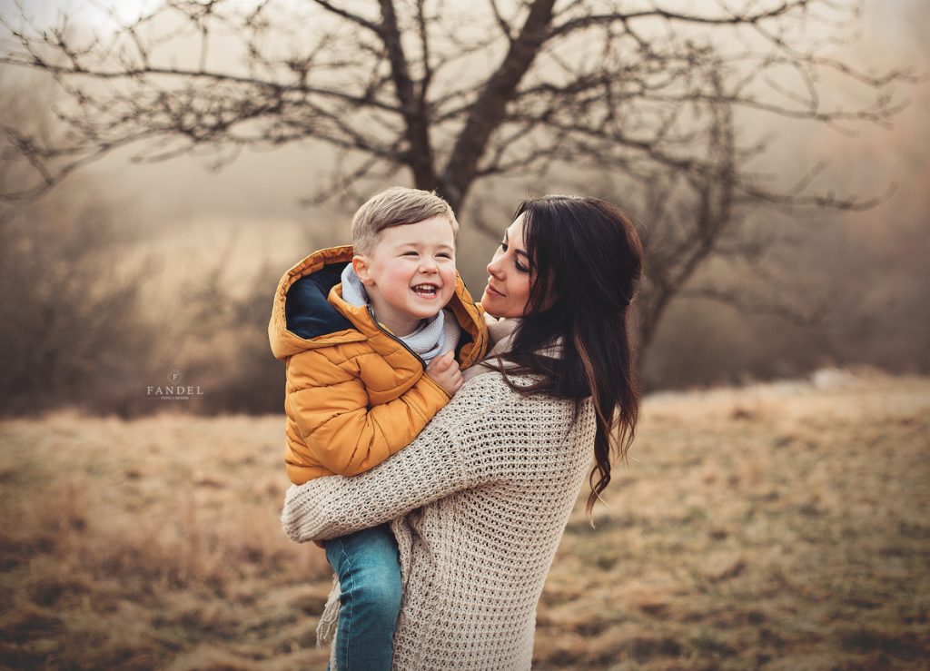 Familienfotografie Familienfotos Familie Outdoorshooting Saarland Saarbrücken Neunkirchen St. Wendel Saarlouis Merzig