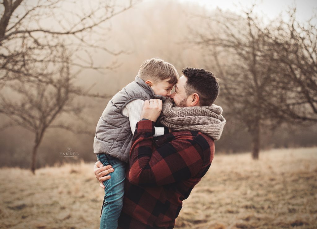 Familienfotografie Familienfotos Familie Outdoorshooting Saarland Saarbrücken Neunkirchen St. Wendel Saarlouis Merzig