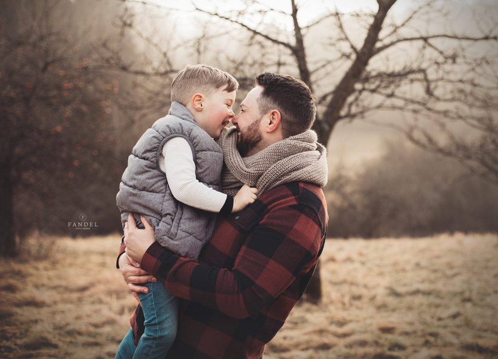 Familienfotografie Familienfotos Familie Outdoorshooting Saarland Saarbrücken Neunkirchen St. Wendel Saarlouis Merzig