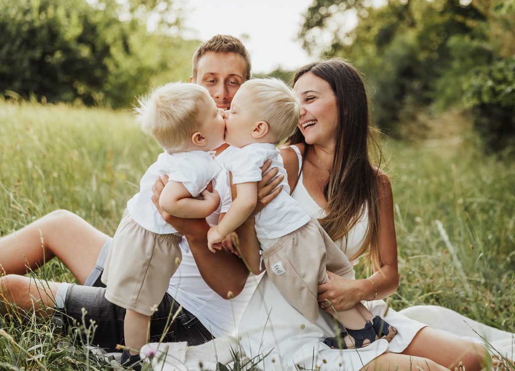 Familienfotografie Familienfotos Familie Outdoorshooting Saarland Saarbrücken Neunkirchen St. Wendel Saarlouis Merzig