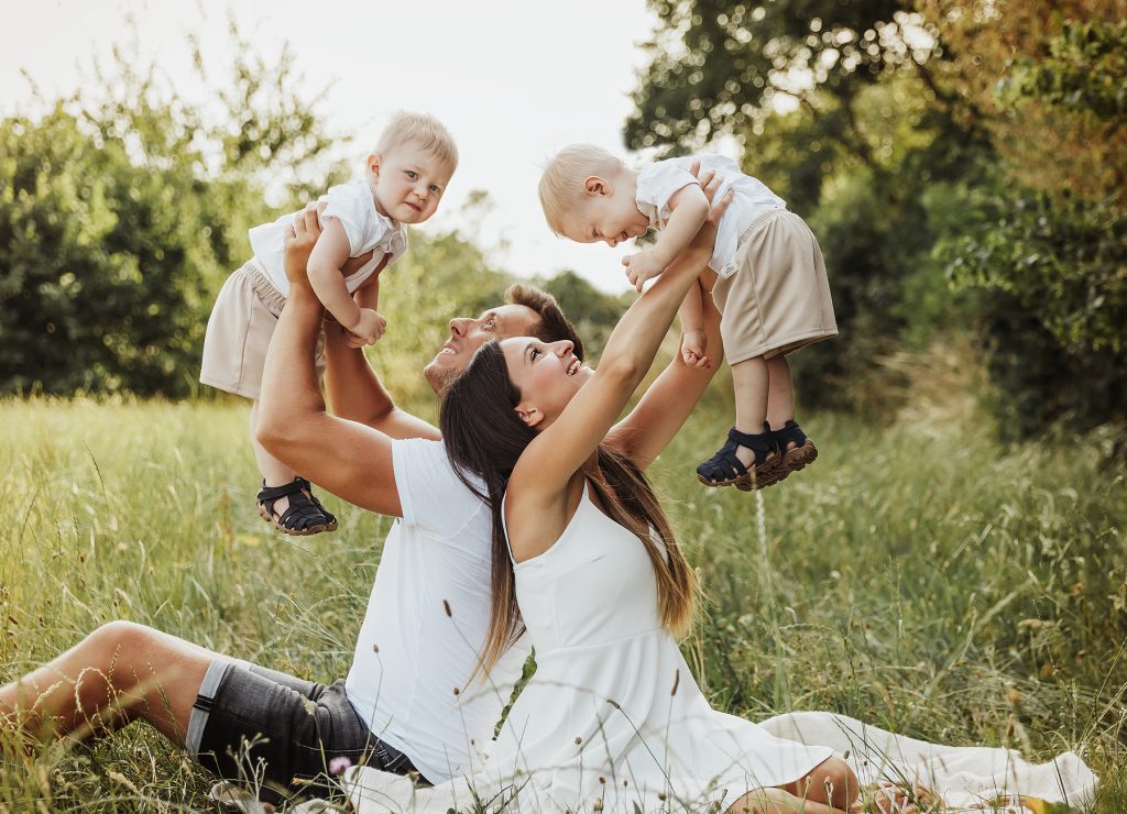 Familienfotografie Familienfotos Familie Outdoorshooting Saarland Saarbrücken Neunkirchen St. Wendel Saarlouis Merzig