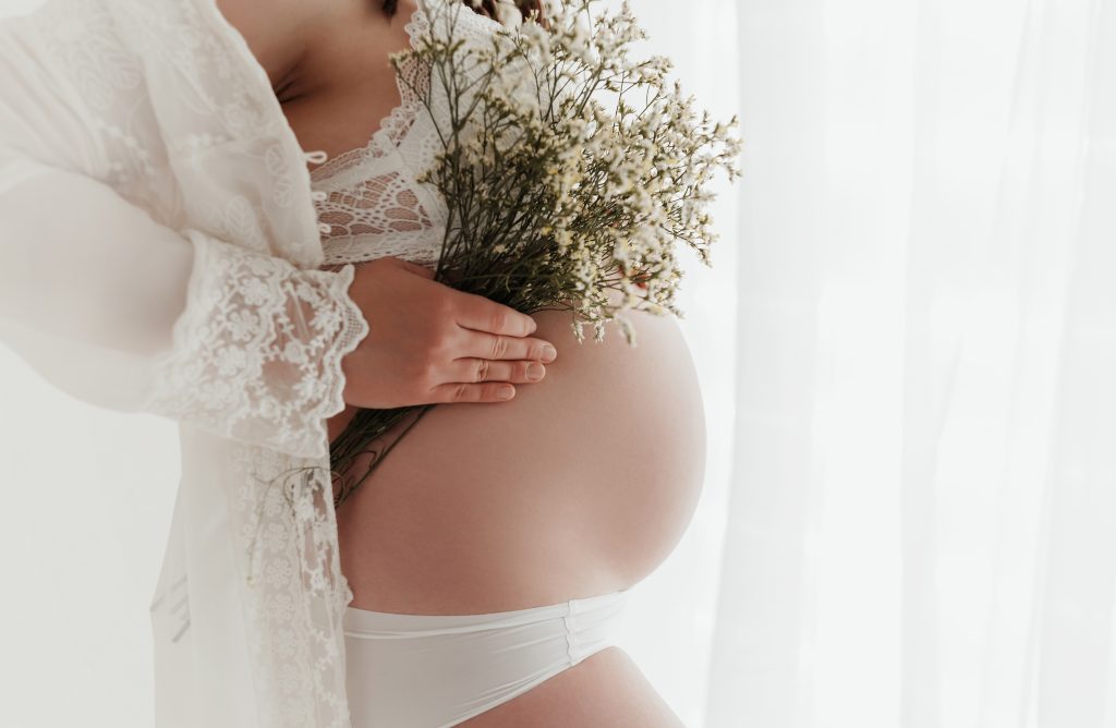 Schwangerschaftshooting Babybauchshooting Neunkirchen Saarbrücken st. Wendel Saarlouis Saarland