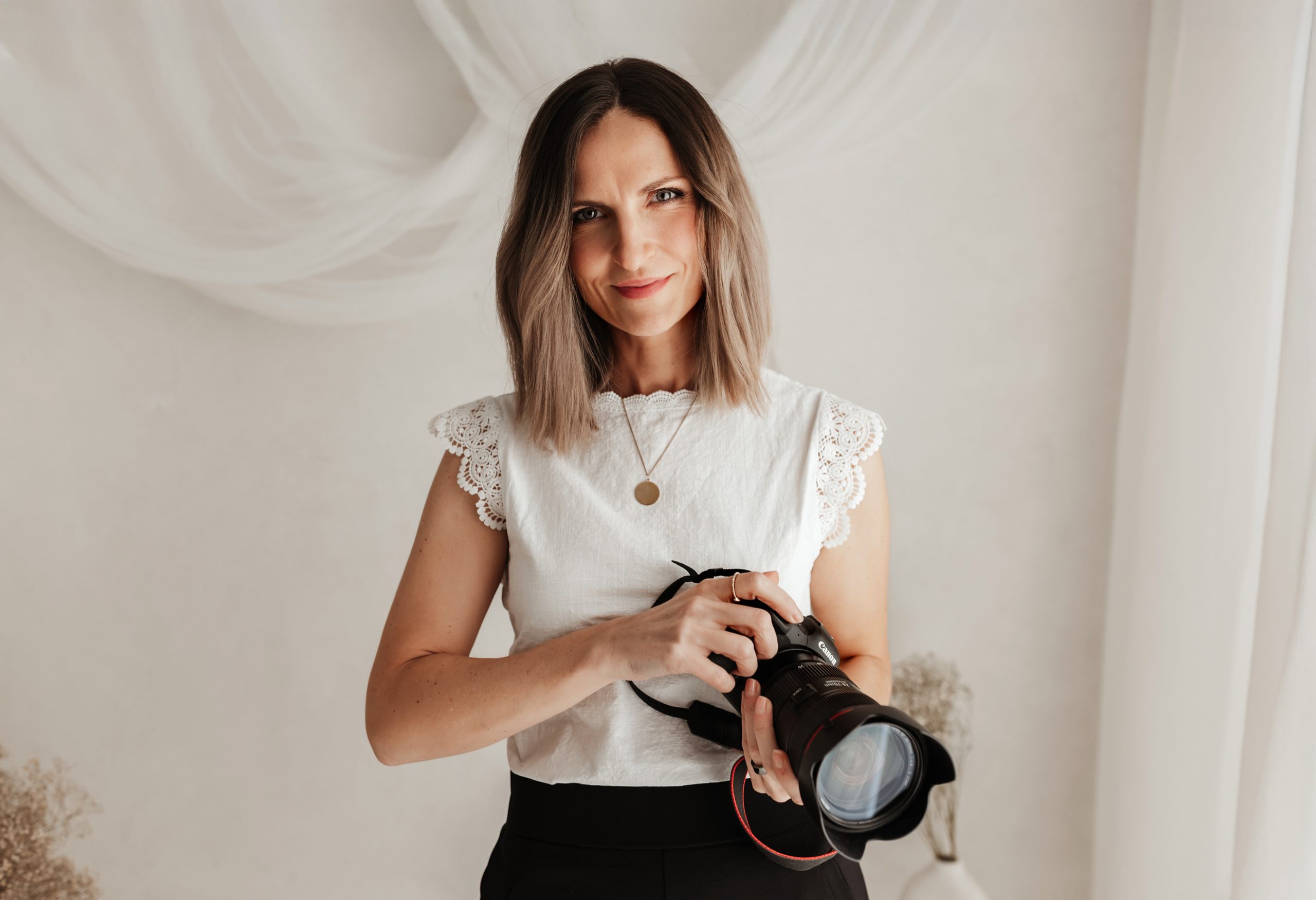 Michaela Fandel Michaela Fandel Neugeborenenfotografin Saarland